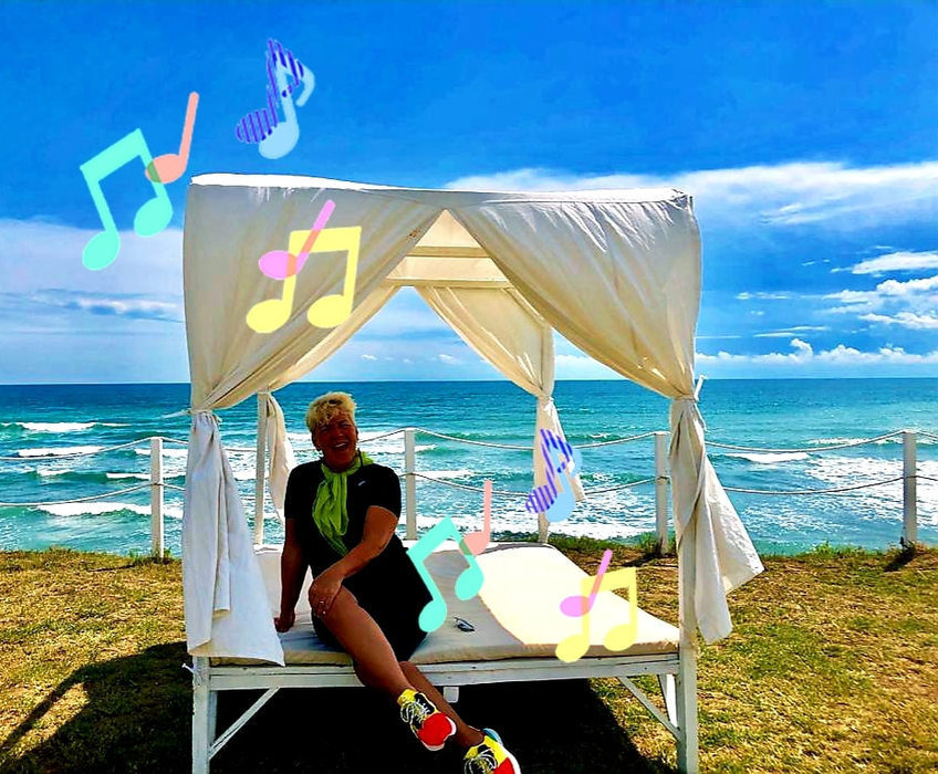 Cum arată Silvia Dumitrescu în costum de baie, la aproape 60 de ani
