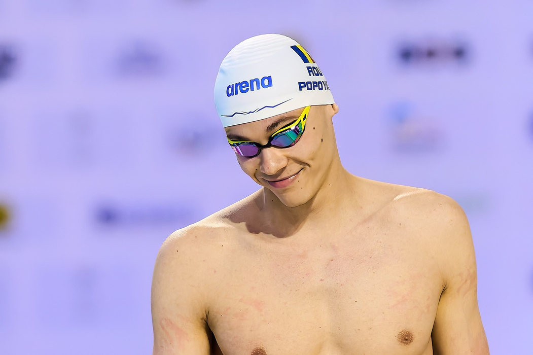 Ce studii are David Popovici. Campionul de 20 de ani muncește încă din copilărie