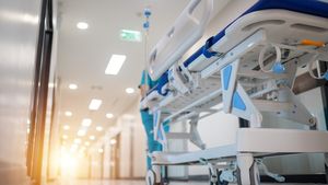Femeie din Iași, trezită și bătută cu bestialitate de soțul ei. Motivul este halucinant și el a scăpat cu suspendare