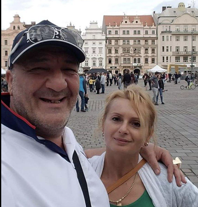 Ce mamă are Livian Pop! Soția lui Nelson Mondialu’ a atras toate privirile la nunta fiului ei. VIDEO