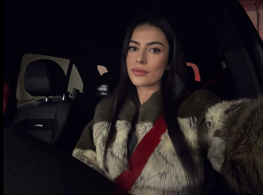 Jakub Hromada, noul transfer pentru titlu al lui Dan Șucu, are o parteneră model! Forme perfecte pentru bruneta care se anunță a fi noua senzație din Giulești
