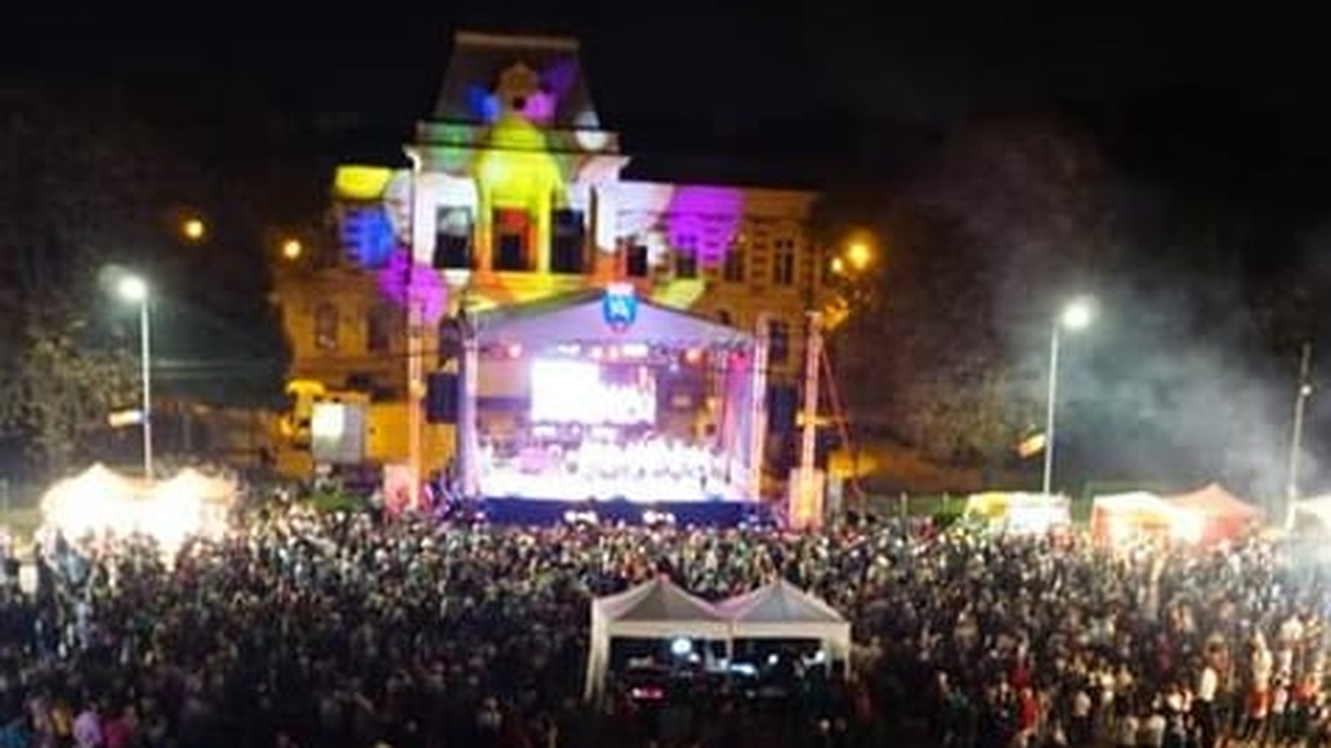 Incendiu la clădirea CJ Călărași din cauza unui spectacol cu artificii!