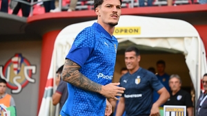 Întrunire de urgență, după ce s-a aflat că Dennis Man este aproape de Inter. Ioan Becali a ajuns la tratative