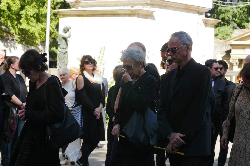 Alexandru Darie a fost înmormântat. Cum a apărut Anca Pandrea la funeralii. IMAGINI EXCLUSIVE