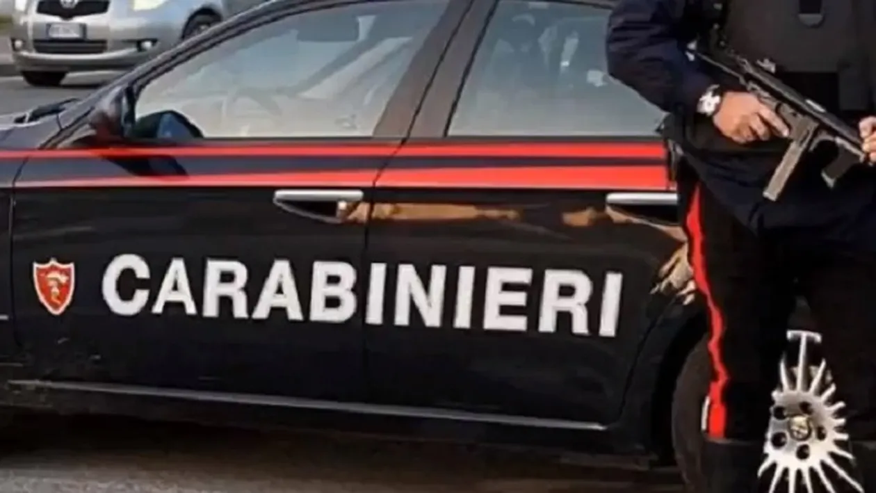 Crimă oribilă în Italia! Un român de 22 de ani a fost strangulat și lovit în cap cu o secure