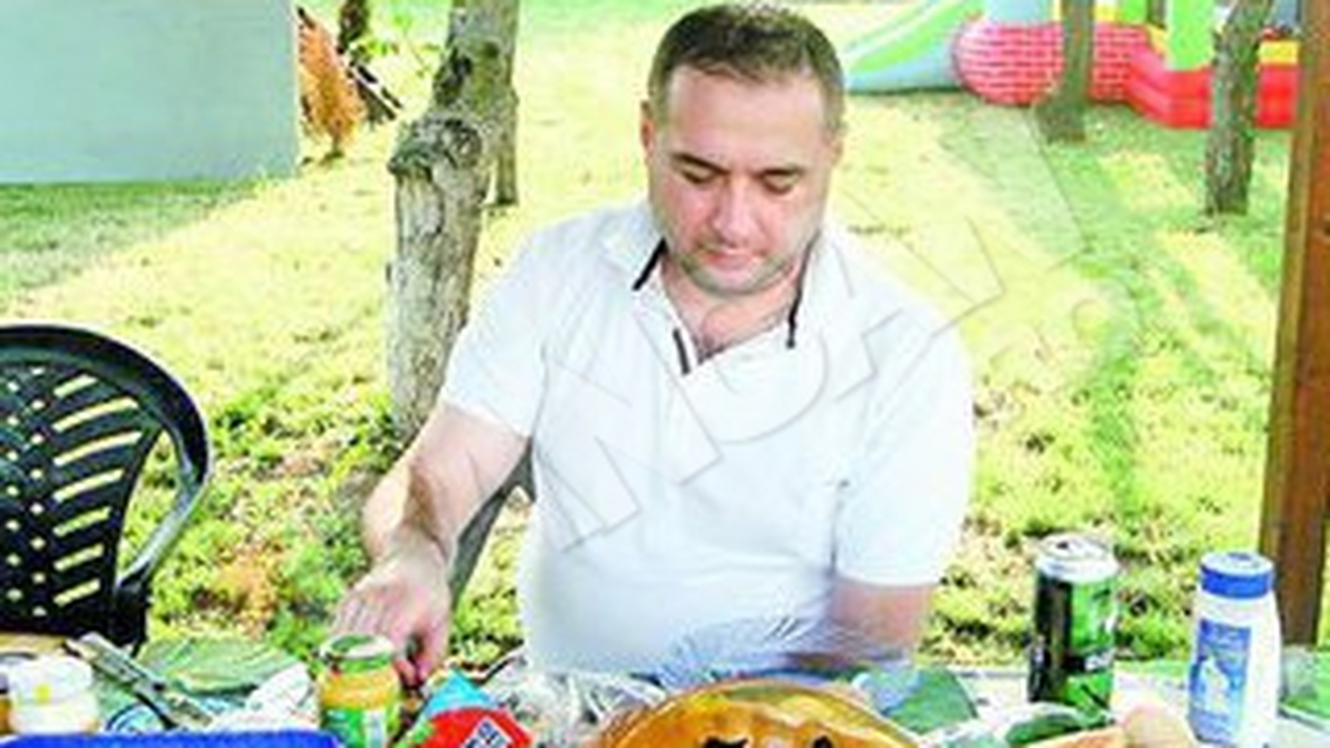 Leo de la Strehaia spune ca Jasmine a ajuns la sapa de lemn! "Mi-a furat banii din portofel"