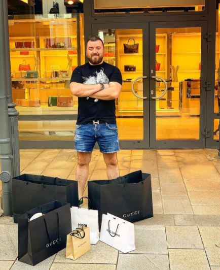 El este denunțătorul lui Alex Bodi! “Sharpele Nebunu” & fostul soț al Biancăi au fost “frați” până să-i probeze DIICOT-ul: mega-party-uri cu șampanii scumpe + au împărțit un Rolls Royce și… | SUPER GALERIE FOTO