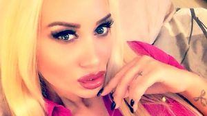 Clipele care au făcut diferenţa dintre viaţă şi moarte! Simona Traşcă a încercat să se sinucidă, după ce şi-a operat faţa: "Am vrut să mă arunc"