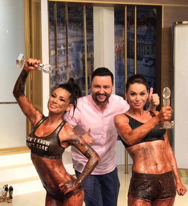 Roxana Vancea s-a pozat topless! Fotografia care i-a lăsat fără cuvinte pe fani