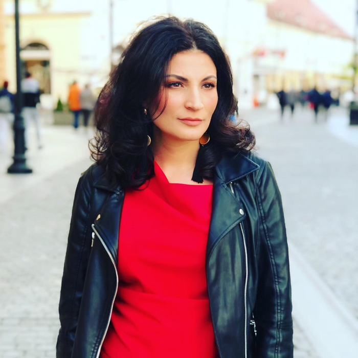 Cine o ajută pe Ioana Ginghină să treacă mai ușor peste divorțul de Alexandru Papadopol