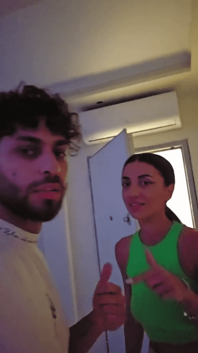 Imagini halucinante! Bianca Mitroi a intrat peste Robert Braia în casă, în miez de noapte: ”Zice că sunt criminal de pisici și tot ea vine la mine”