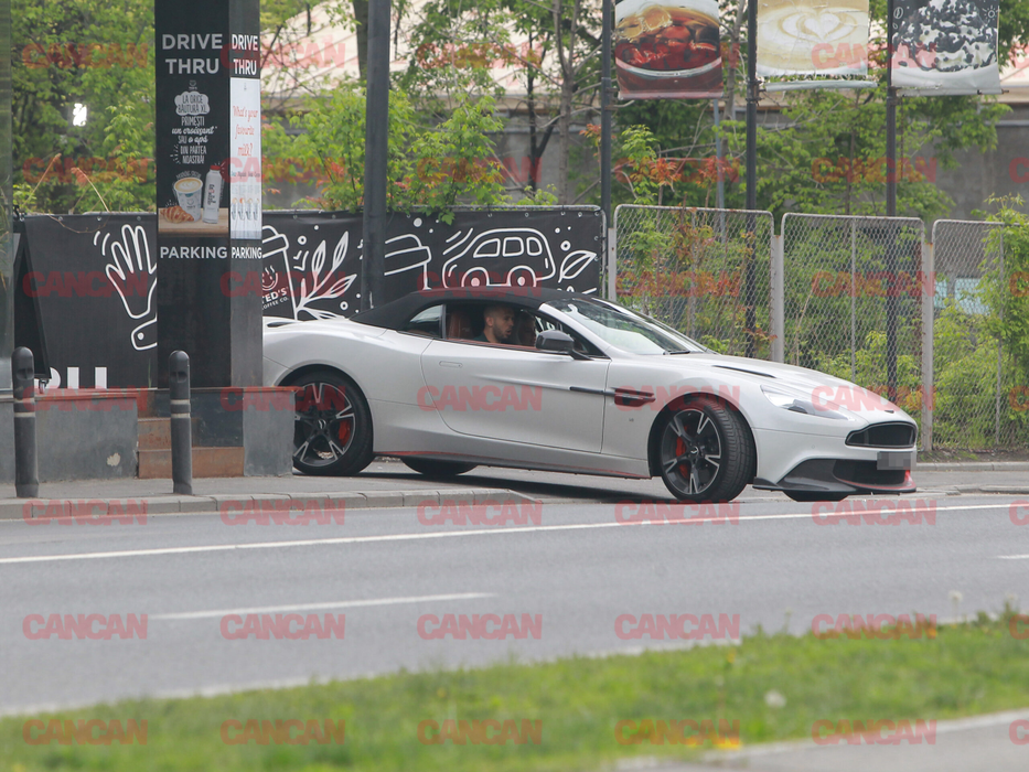 Bolidul Aston Martin, una dintre mașinile pe care frații Tate le-ar fi închiriat/ sursă foto: CANCAN.RO