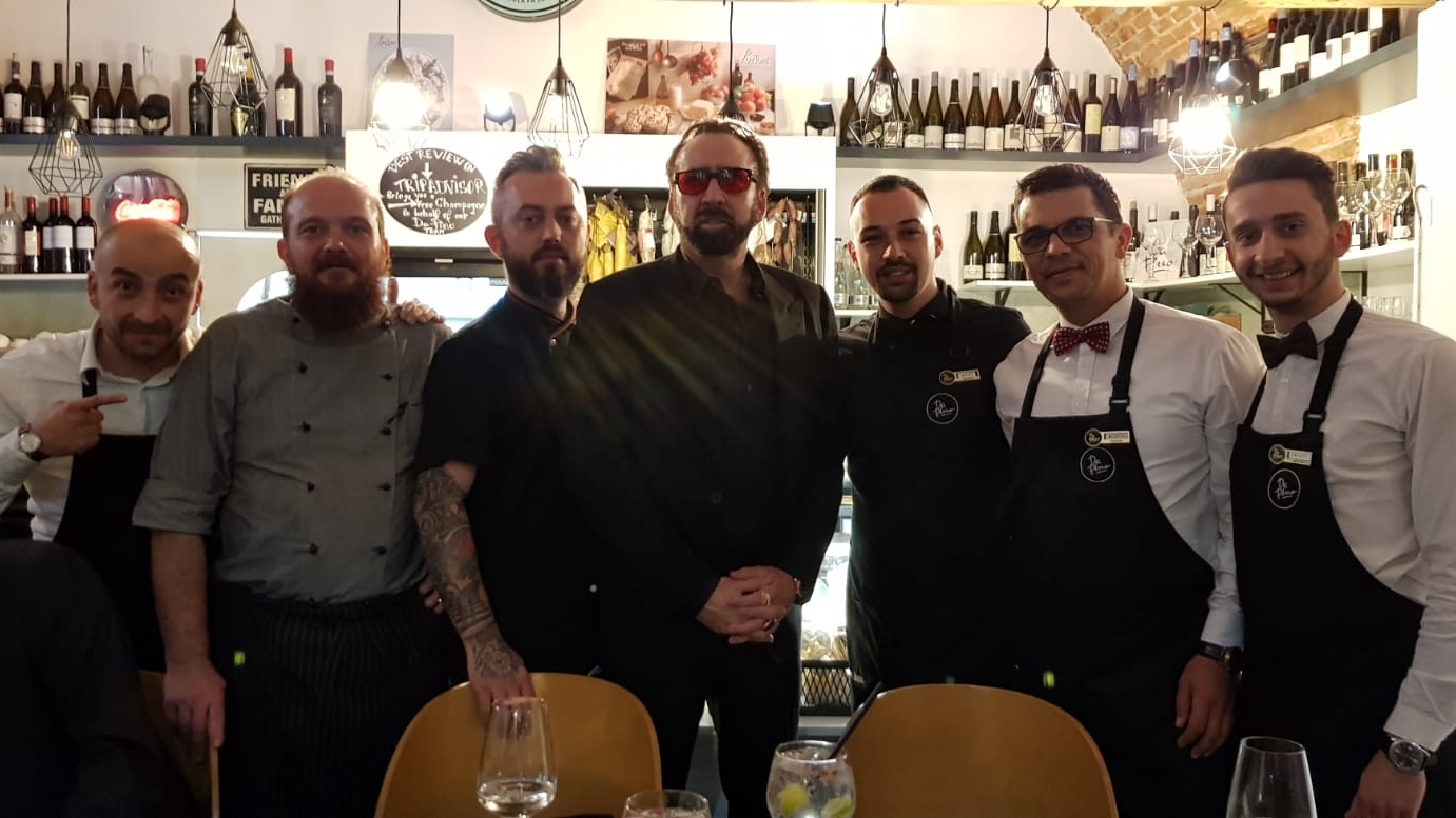 Nicolas Cage, impresionat de mâncarea din România. A cerut supliment la mămăliguța cu brânză și smântână