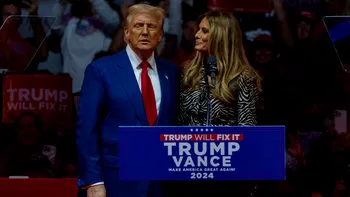 Ținuta neobișnuită aleasă de Melania Trump, în ziua alegerilor. Cum s-a îmbrăcat. FOTO