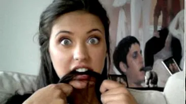 Antonia face fete-fete! Uite cum se stramba in poze!