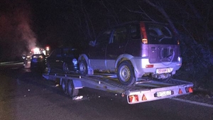Un autoturism a luat foc pe Valea Oltului