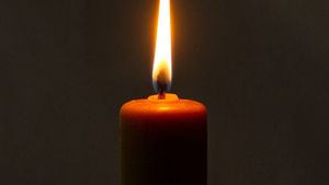 A murit preotul Petrea Petrea, revoluționar și participant la demonstrațiile Colectiv! Avea 63 de ani