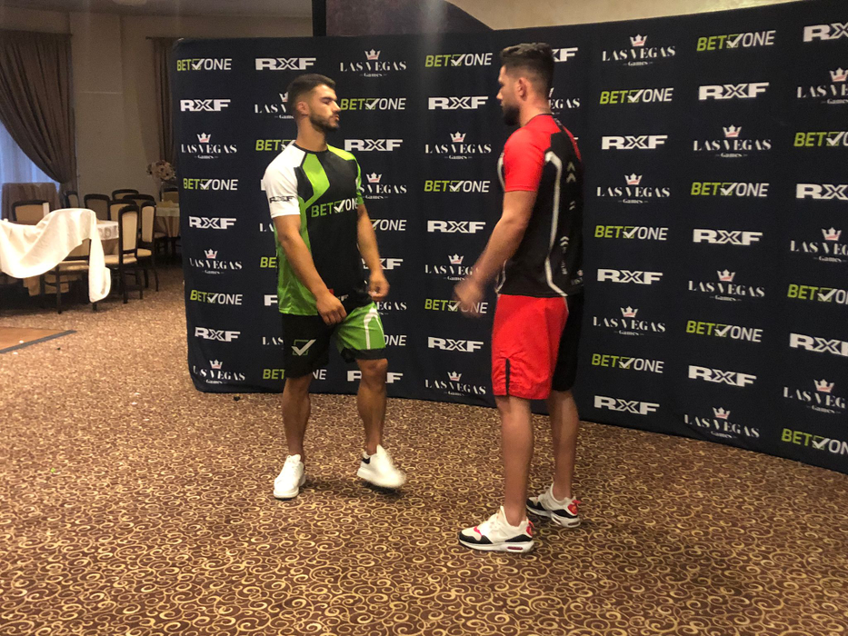 IMAGINI EXCLUSIVE! Fratele lui Culiţă Sterp, cadou inedit pentru adversarul său, Ricardo Filip, înainte de marele meci de MMA