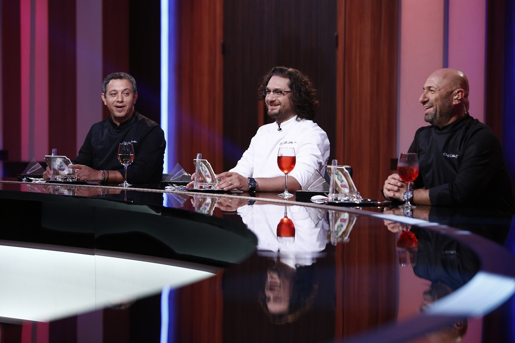 ”Chefi la cuțite”, un nou sezon. Reguli noi pentru jurați