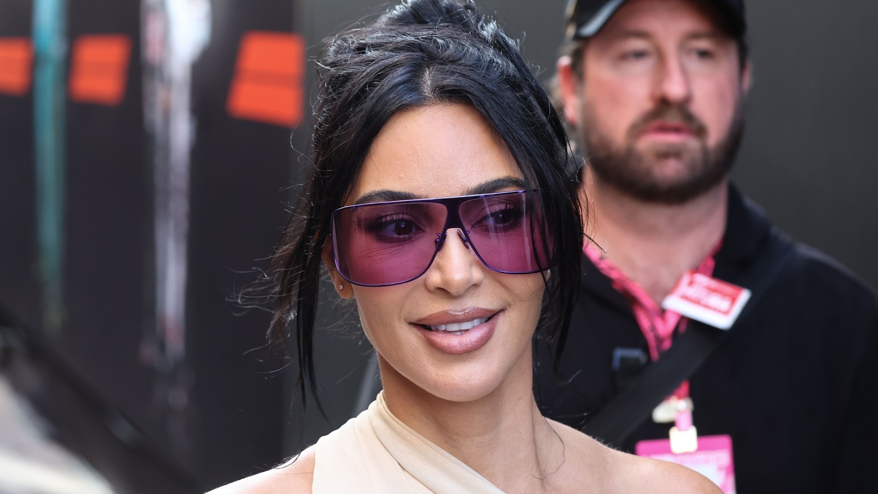 Kim Kardashian, despăgubită cu un singur euro după jaful în care i-au fost furate bijuterii de milioane. Care este motivul