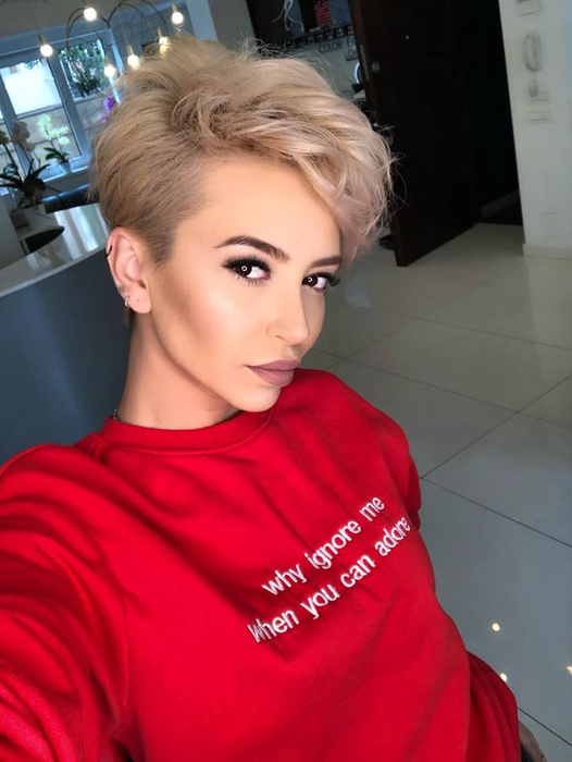 Giulia Anghelescu s-a retras din muzică: “Nu mă mai regăsesc”. Cum își câștigă banii acum artista
