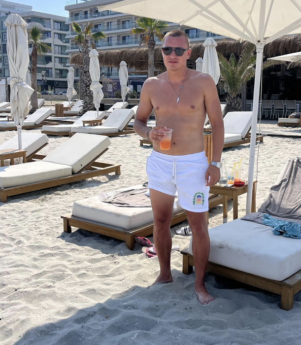 Marius Moise, bărbatul care a hărțuit-o pe Oana Monea la Insula iubirii 2023, de nerecunoscut. S-a schimbat total după ce s-a făcut de râs la Antena 1