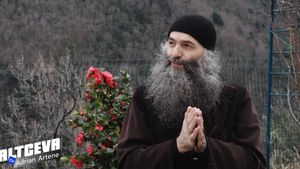 Părintele Pimen, despre prezența îngerului păzitor în viața fiecărui om și căderea în păcat, în podcastul ALTCEVA cu Adrian Artene: „Toată lupta omului se dă în inima lui”