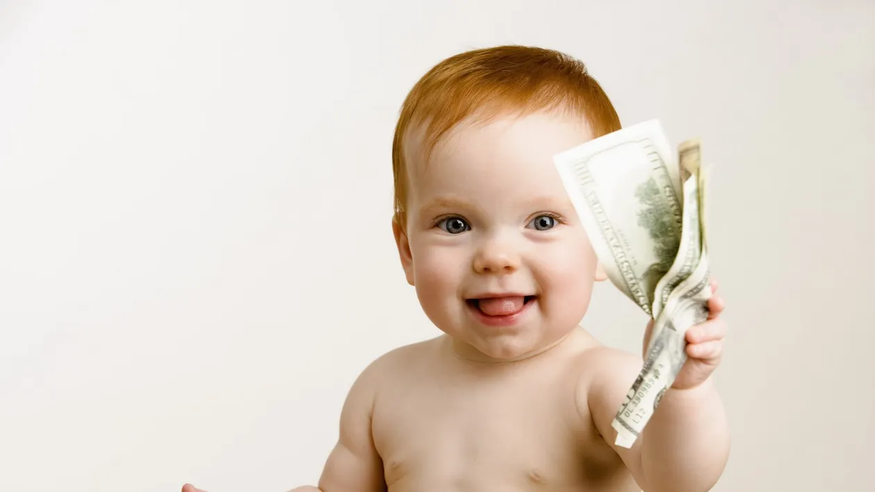 Caz incredibil de cruzime - O femeie a furat bani de la un copilaş bolnav de cancer!