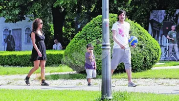 Brandan si-a alergat fiul prin parc