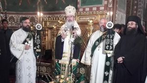 Arhiepiscopul Tomisului cere ca bisericile să fie deschise pentru credincioși în noaptea de Înviere