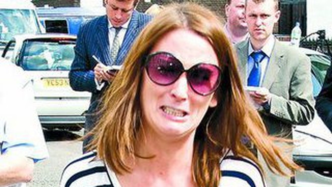 "Fetitele mele arata ca intr-un film de groaza"