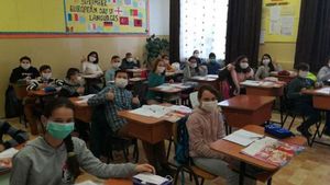 Orban a făcut anunțul: când se redeschid școlile? Asta este condiția