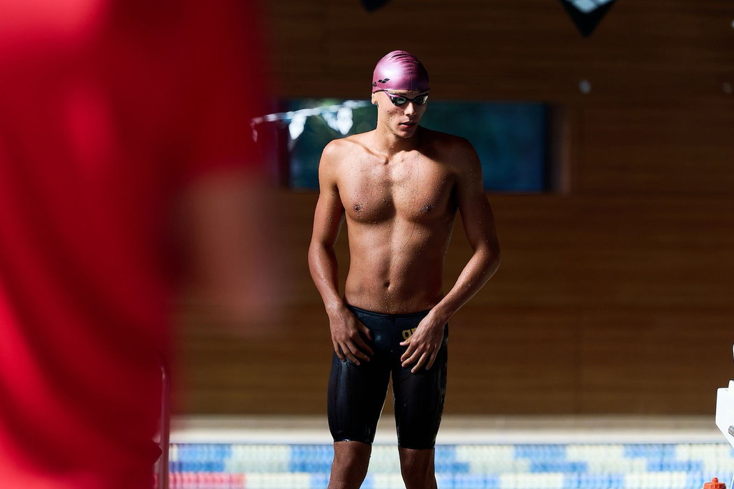 Ce studii are David Popovici. Campionul de 20 de ani muncește încă din copilărie