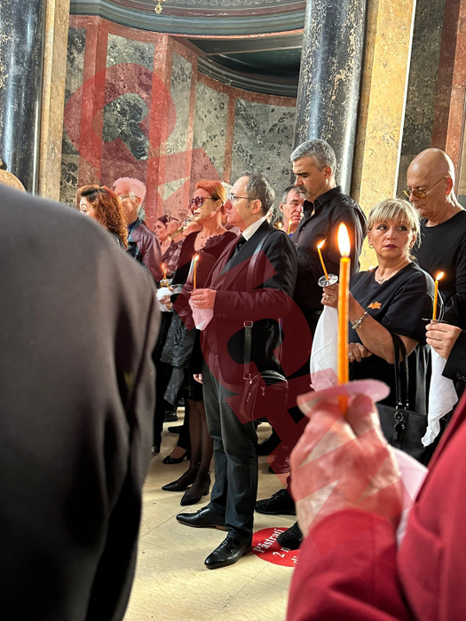 Aurelian Temișan în biserică. Sursă foto: CANCAN.RO