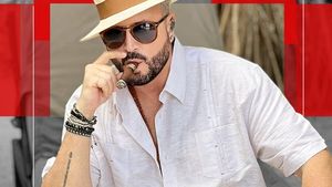 Cătălin Botezatu, agasat de femei celebre! Primește poze deocheate și propuneri indecente! "Sunt obsedate, vor să le fac copii!!"