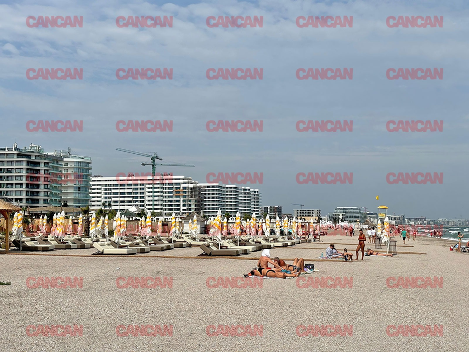 Cum arată plaja Mamaia Nord după ciclonul care a devastat Vama Veche