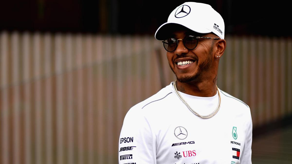 Lewis Hamilton amenință cu plecarea din Formula 1 dacă se introduc mai multe curse