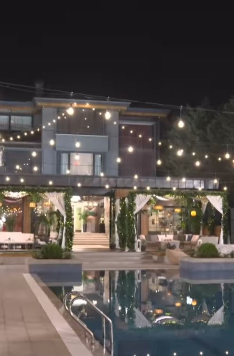 Primele imagini de la ”Burlacii: Foc în Paradis”. Cum arată casa în care vor locui concurenții emisiunii de la Pro TV