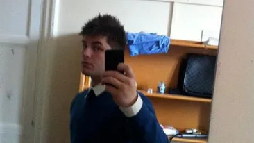 Baiatul lui Vanghelie se topeste de dor in America! Vezi ce blonda ii tine inima pe jar!