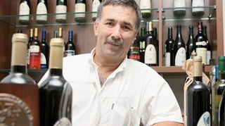 Contele Guy Tyrel de Poix, fondatorul "Vinului Cavalerului", a incetat din viata
