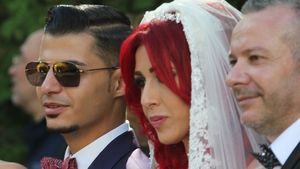 Scene halucinante la nunta fiului Andei Ghiţă! Socrul mare către mire: ”Să o calci pe cap, da?!”