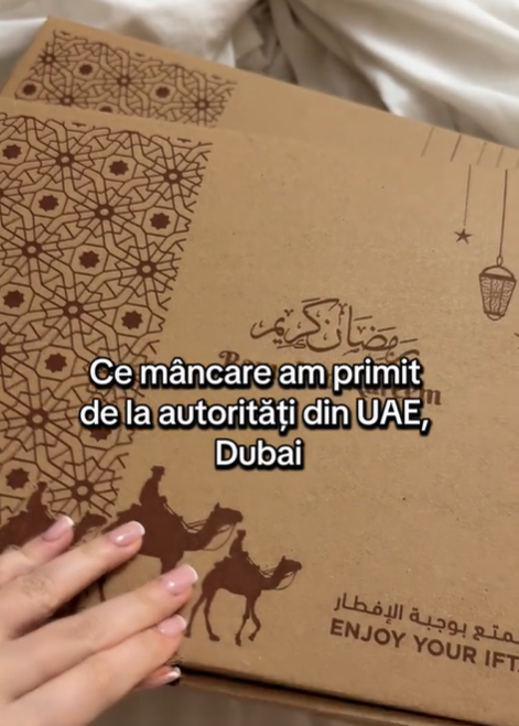 Ce alimente au primit românii blocați de bombardamente în Dubai. Autoritățile din Emirate le-au livrat gratuit cutii pline la cazare