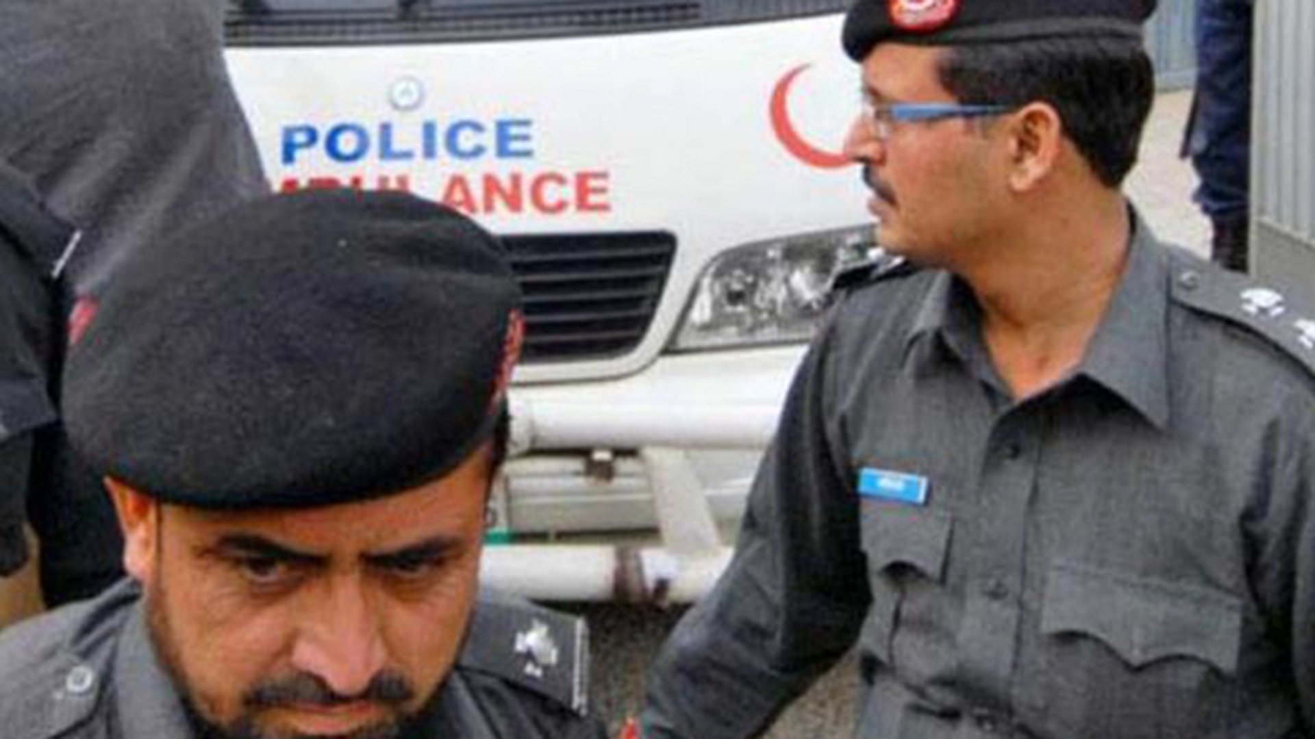 Cel puţin 15 morţi şi 80 de răniţi într-un atentat sinucigaş la bisericile creştine din Pakistan