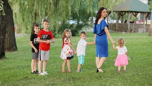 Raluca, ex-Angeles, prima apariție la TV alături de cei 5 copii! “Nu obișnuiesc să...”