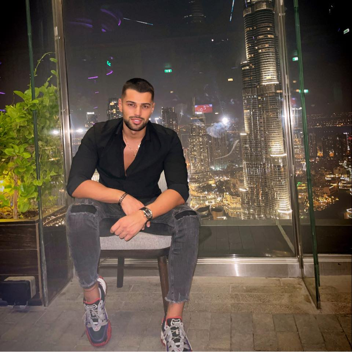 Cum arăta Teo Cosmin de la Insula iubirii 2025 pe vremea când nu avea fațete sau mușchi. Fanii Antena 1 nu l-ar fi recunoscut