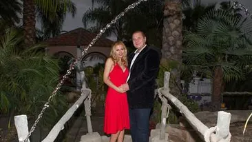 S-au certat ca la usa cortului, dar s-au impacat! Ferent s-a intors la Nick Radoi si a pozat sexy pentru el! Vezi ce relatie au