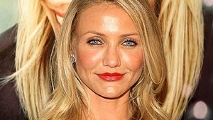Cameron Diaz nu mai are fizicul din tinerete! Cum a ajuns sa arate vedeta in costum de baie! Este de nerecunoscut
