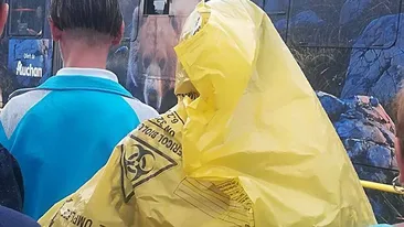 FOTO. Atenție, pericol biologic! Cum a apărut acest bărbat în tramvaiul 41, din București