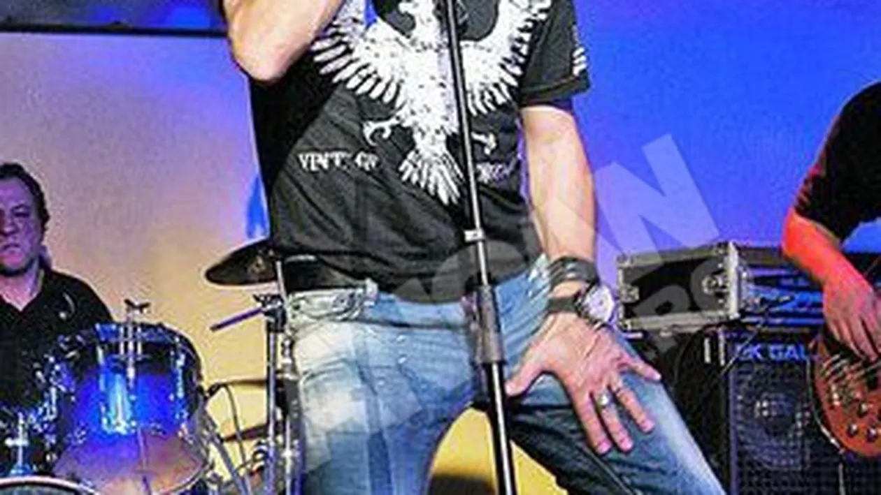 Fostele sportive au dat tonul la distractie! Banica Jr. le-a incins pe Iagar si Dragomir