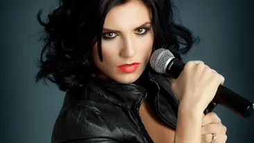 Ce propunere inedita a primit Ellie White. Trebuie sa-si desfaca picioarele si...